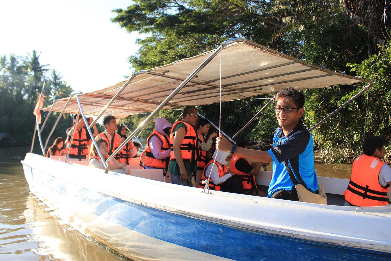 Amazing Kawa River Cruise - Image 9
